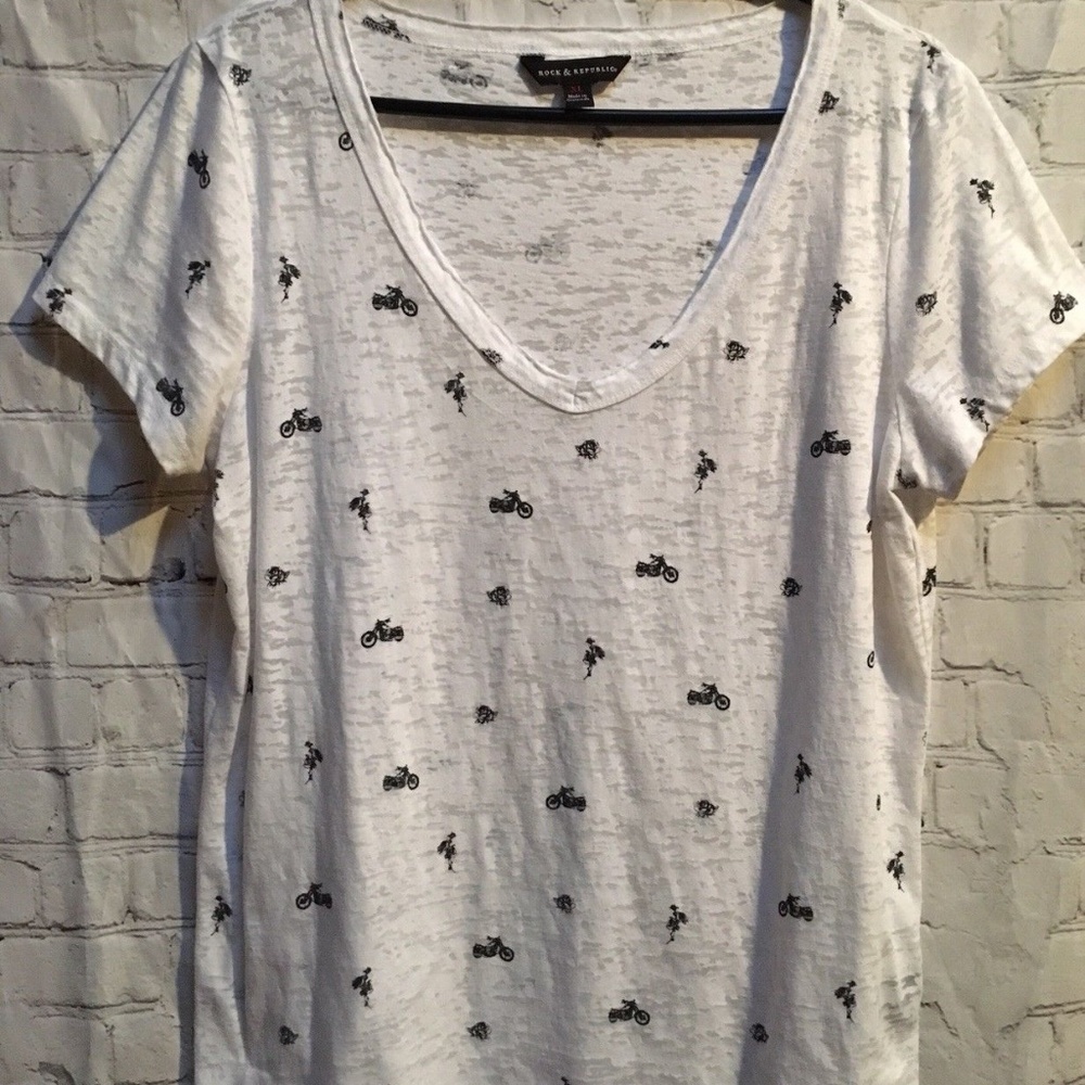 Rock & Republic Burnout Motorcycle and Roses Shirt